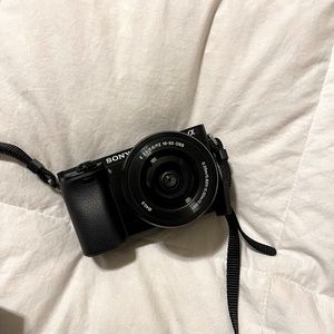 Sony a6000